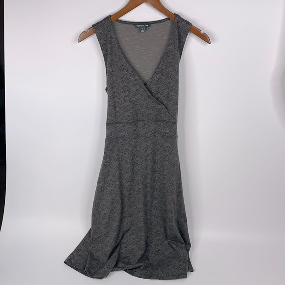 Toad & Co Cue Sleeveless Wrap Dress Size Medium Brown Buffalo Herringbone Print - Picture 2 of 12